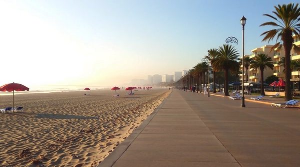 Explorez Anglet : vos locations vacances parfaites en bord de mer